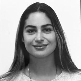 Marta Fagundo, black and white portrait, looking at the camera.